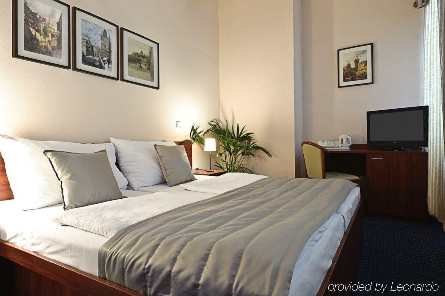 Pytloun Kampa Garden Hotel Praga